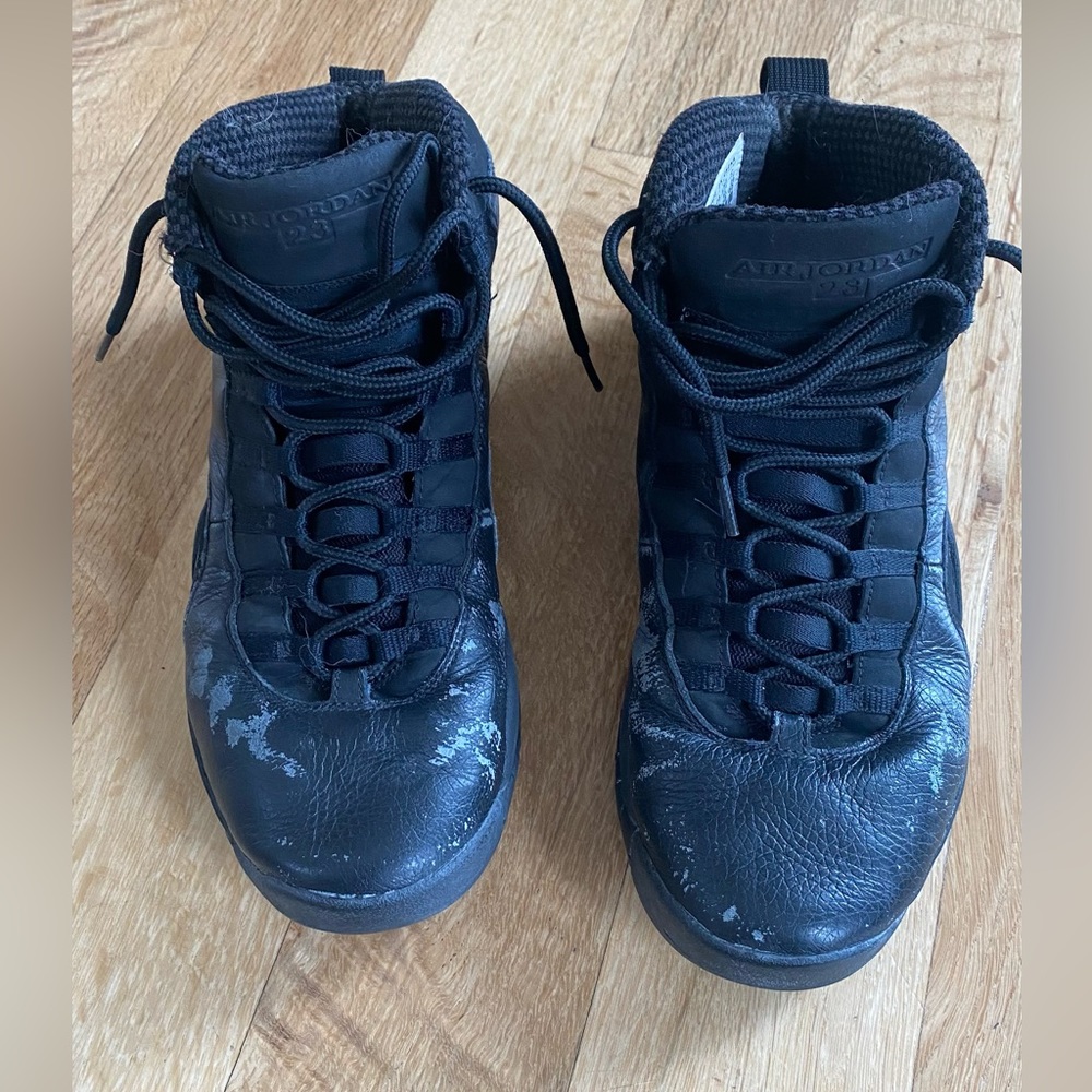 Nike Jordan Black Retro 10’s
